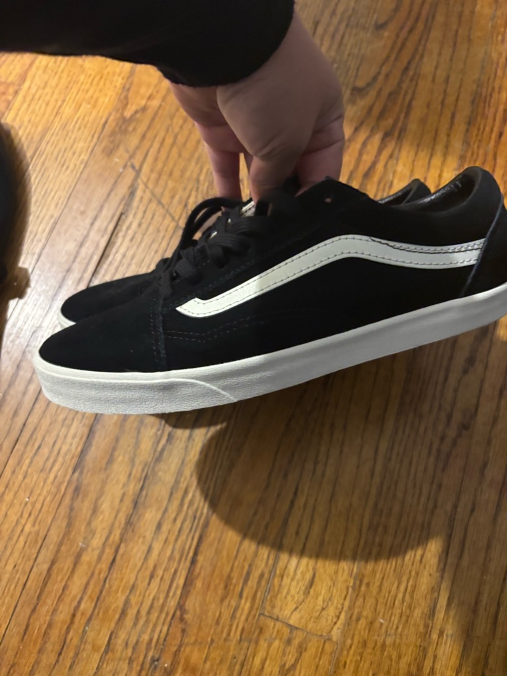 New Vans Black and White Old Skool Low-Top Sneakers Size 7